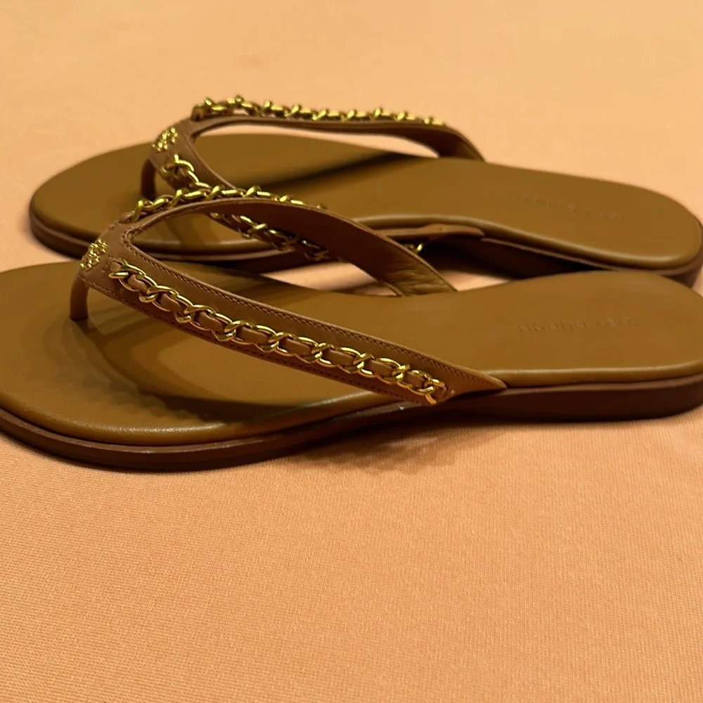 New Tory Burch Sandals. Size 8.5.